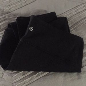 Black wunderunder crop leggings